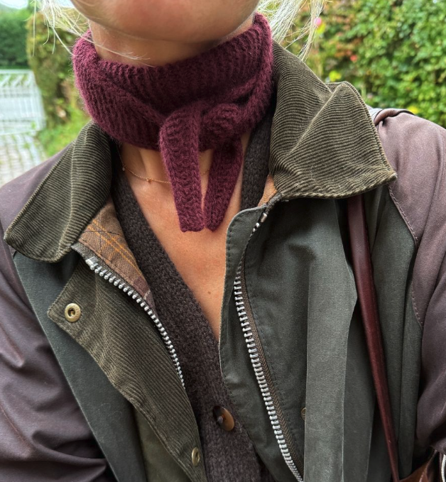 Petit Knit: Sophie Scarf - DIY Knitting Kit - Sandnes Garn Cashmere