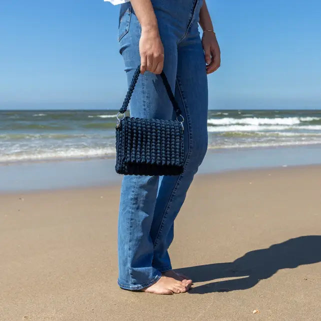 Hoooked: Pula Shoulder Bag - DIY Crochet Kit