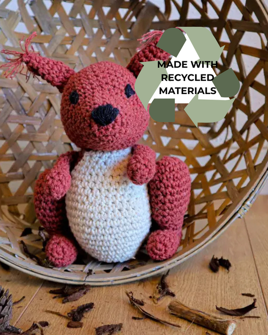 Hoooked: Suzy the Squirrel - DIY Crochet Kit