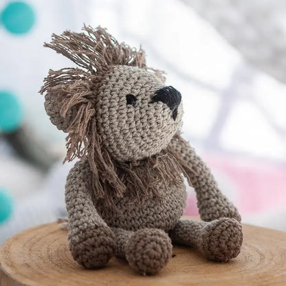 Hoooked: Leroy the Lion - DIY Crochet Kit