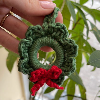 Crochet Christmas Wreath and Snowflake Ornaments