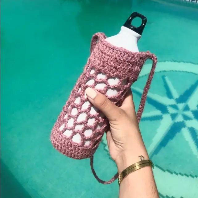 Hoooked: Bogota Water Bottle Bag - DIY Crochet Kit