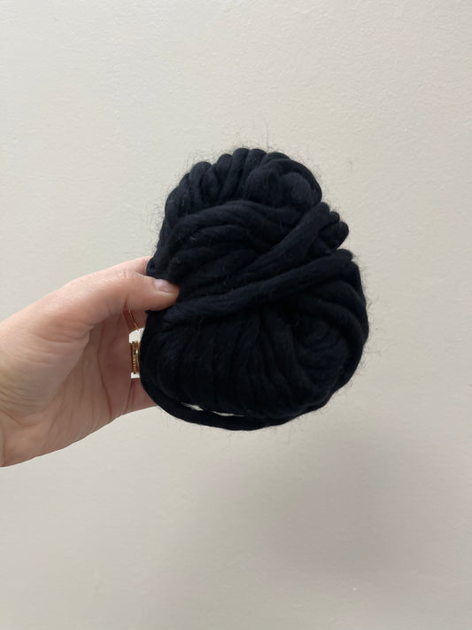 Yarnalia Softy Raven - Stash Sale