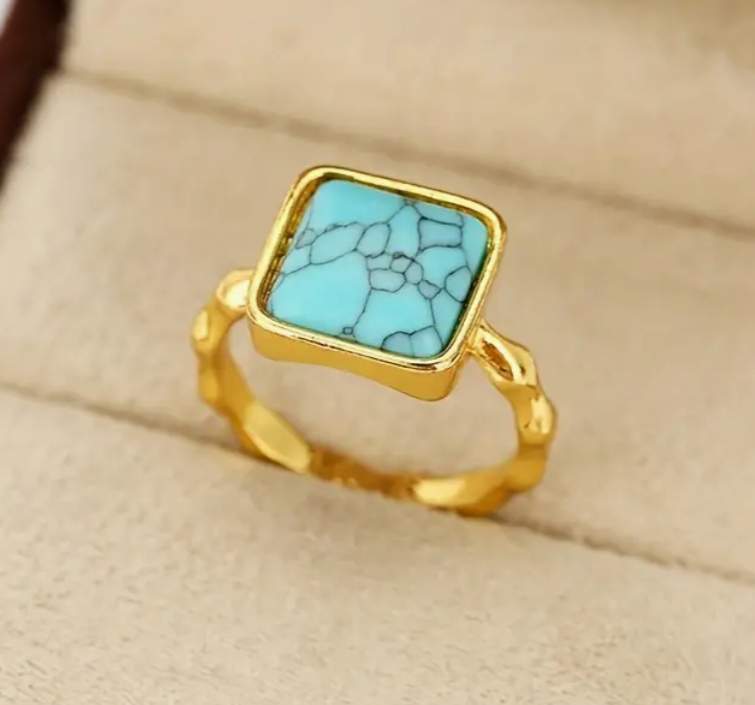 Anillo de diseño turquesa