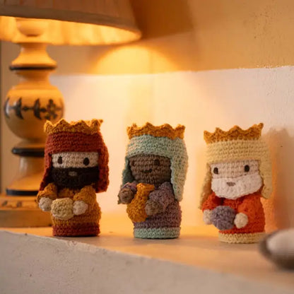 Hoooked: Nativity Scene - DIY Crochet Kit