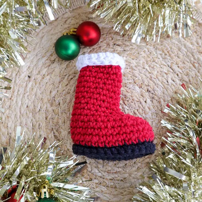 Hoooked: Christmas Ornaments - DIY Crochet Kit